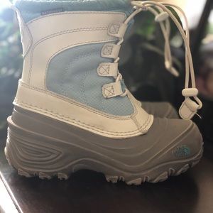 Kid snow boots